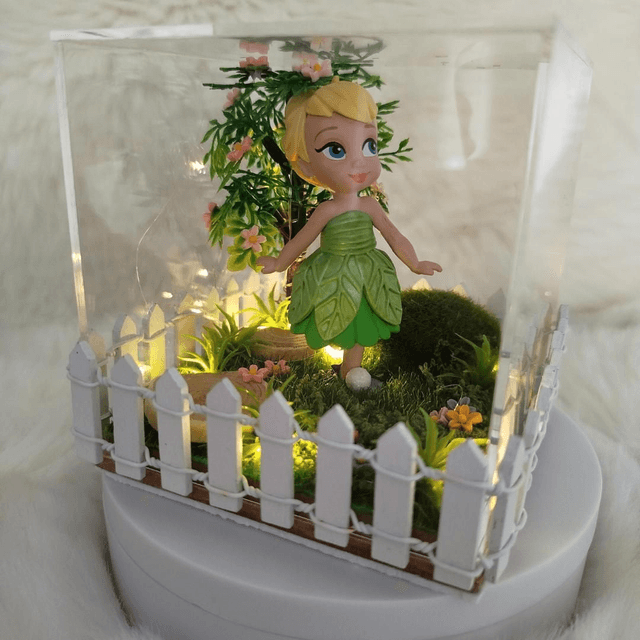 Cloche diorama La Fée clochette 