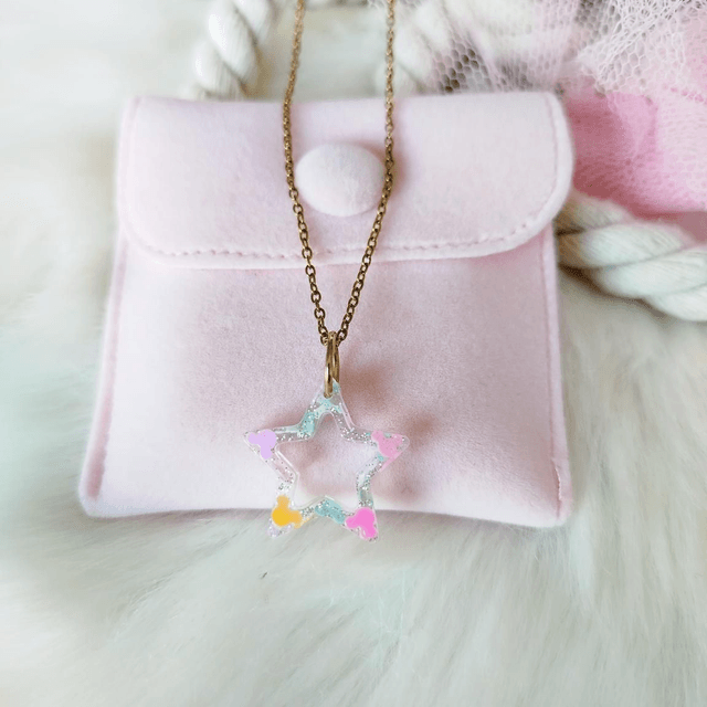 Collier pop's Mickey 