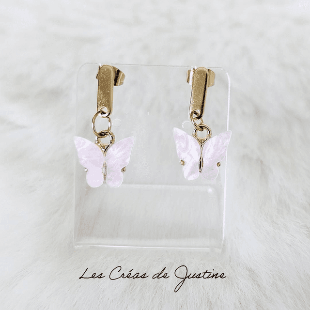 Papillons rose tendre 